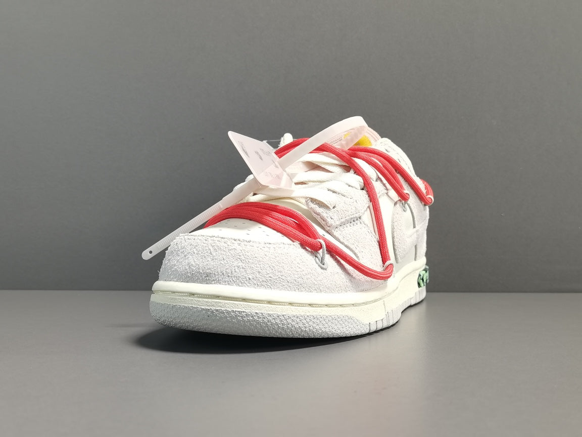Nike Off white X Dunk Low lot 33 of 50