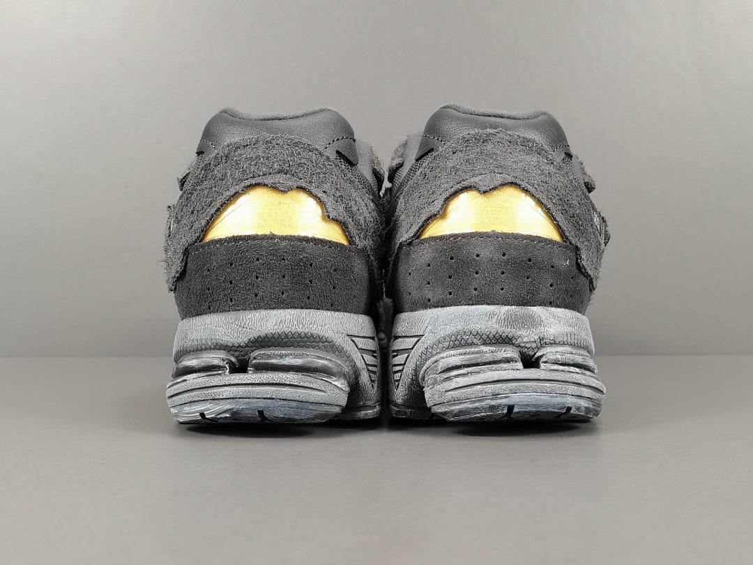 New Balance 2002R Refined Future
