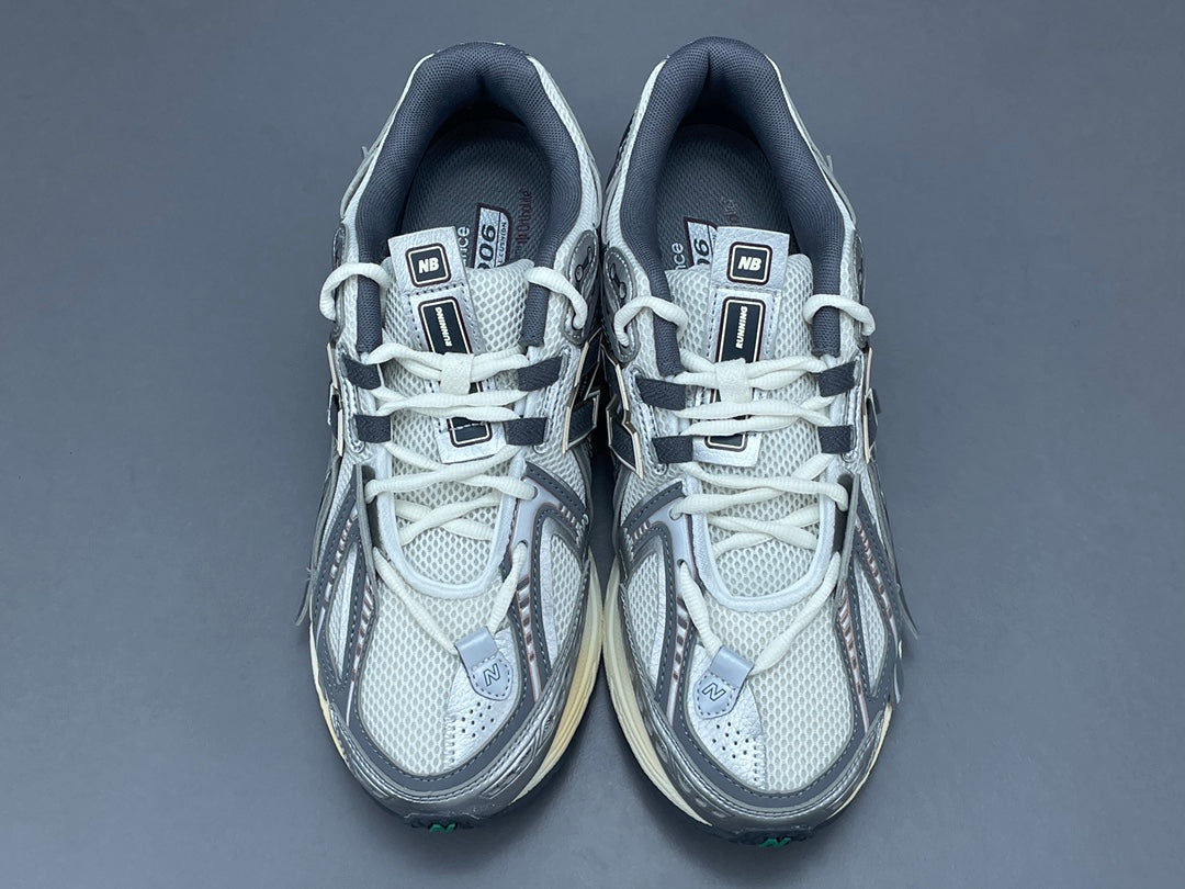 New Balance NB 1906R