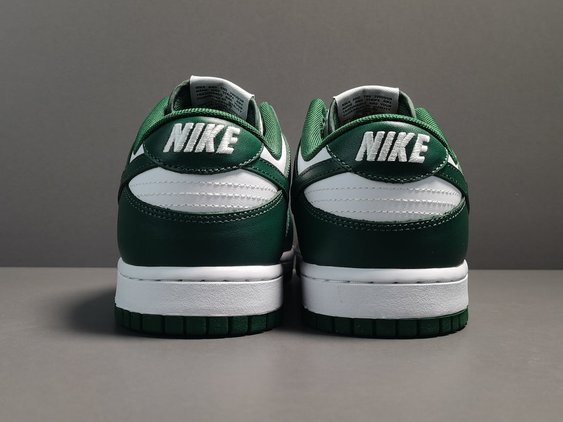 Nike dunk low team green