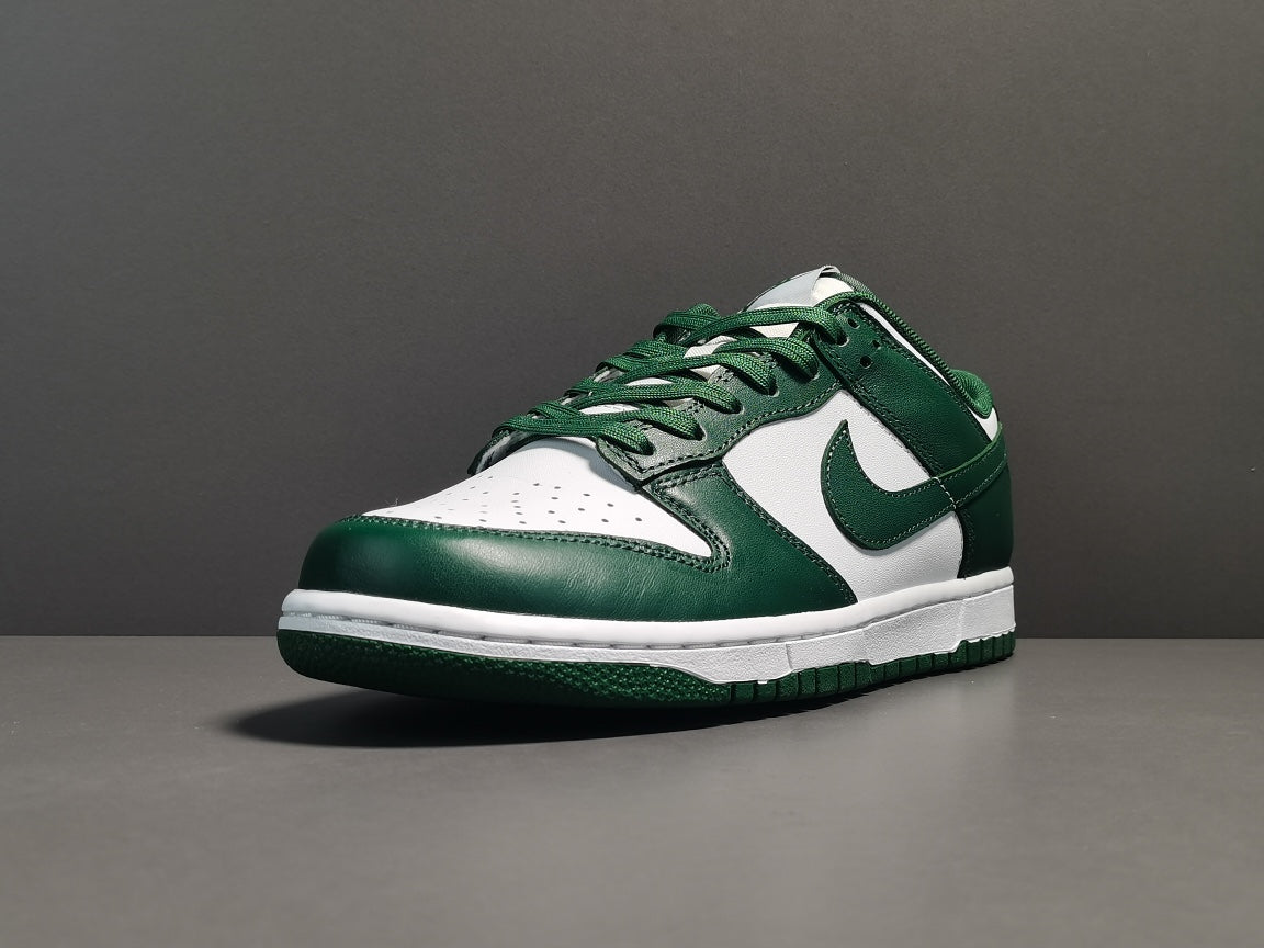 Nike dunk low team green