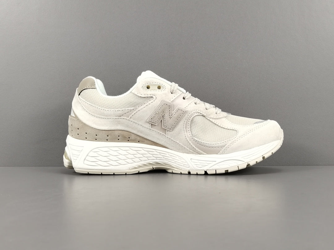 New Balance 2002R Cream