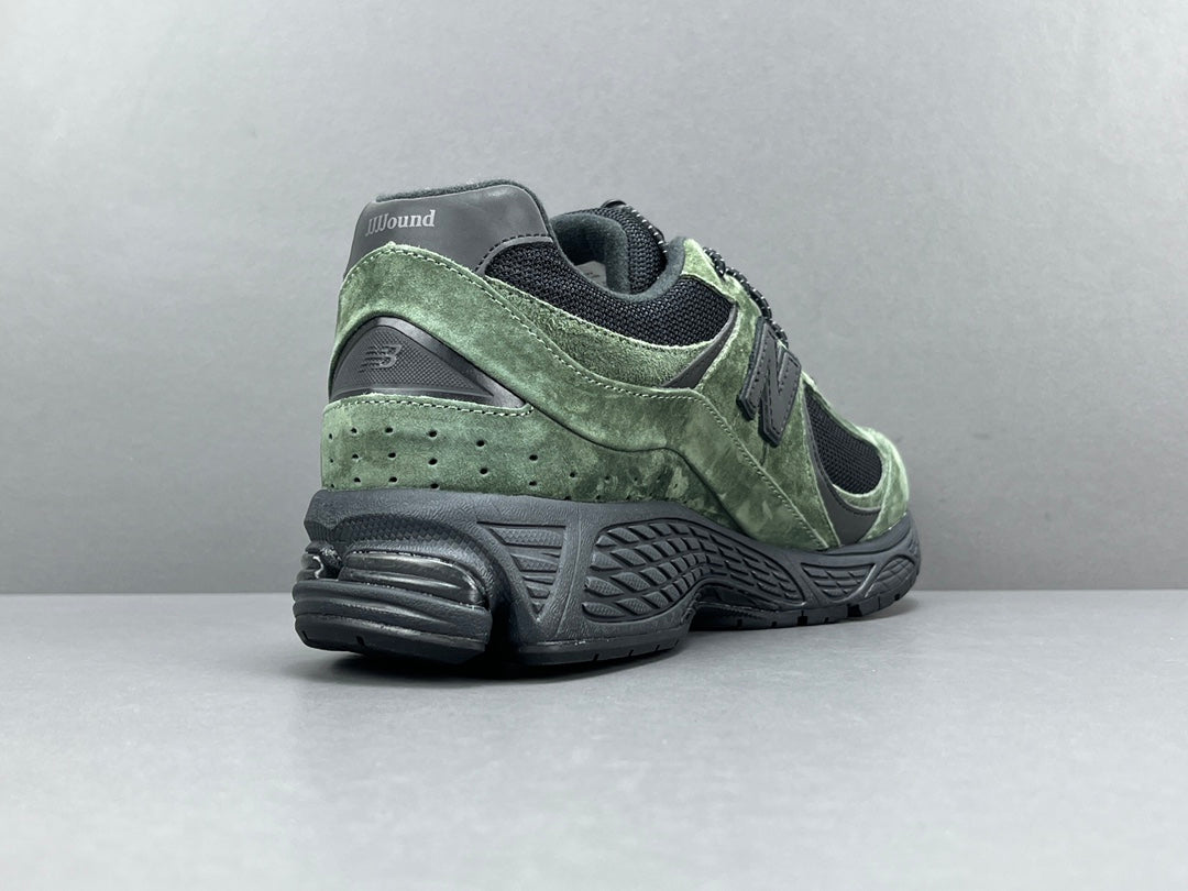 New Blanace JJJJOUND X 2002R Gore-Tex 'Pine'