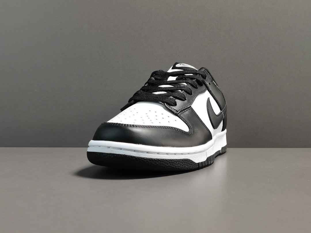 Nike dunk low retro Black