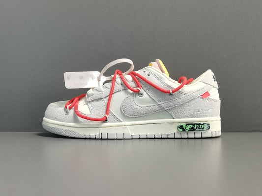 Nike Off white X Dunk Low lot 33 of 50