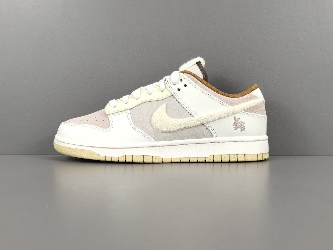Nike Dunk LOW Year of the Rabbit