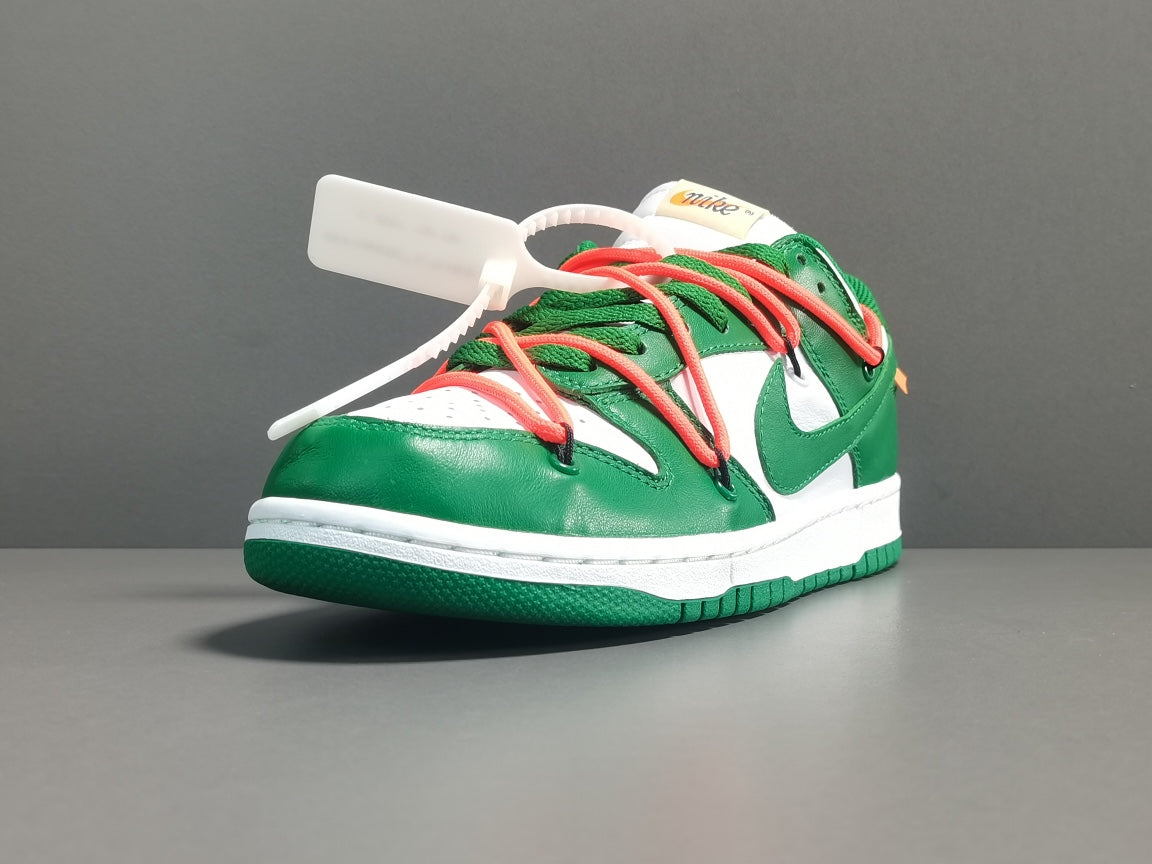 Nike Sb Dunk low x Off-white