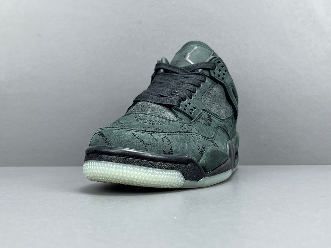 Air Jordan 4 Kaws Green