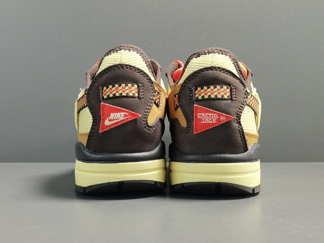 Travis Scott X Air Max 1 Baroque Brown