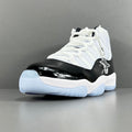 Air Jordan 11 Concord