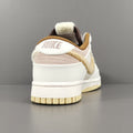 Nike Dunk LOW Year of the Rabbit