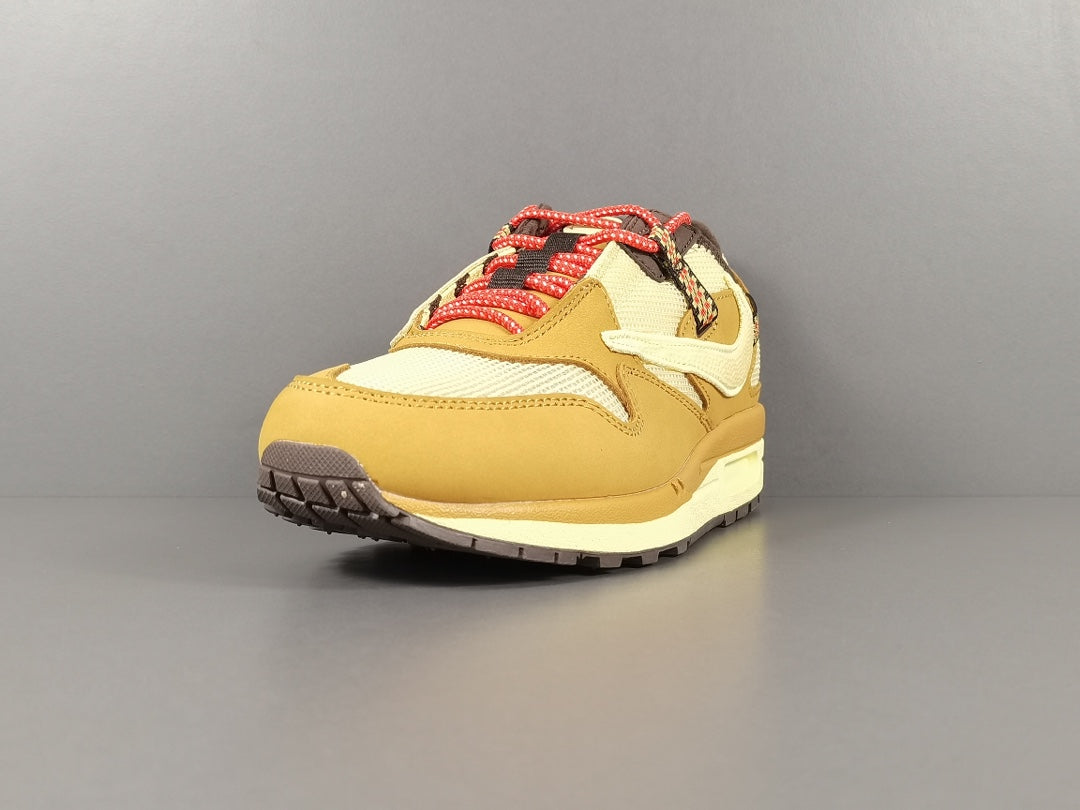 Nike Air max 1 X Travis Scott Saturn Gold