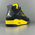 Air Jordan 4 Thunder 2023
