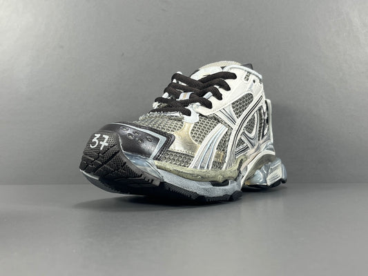 Balenciaga Runner Sneaker Grey