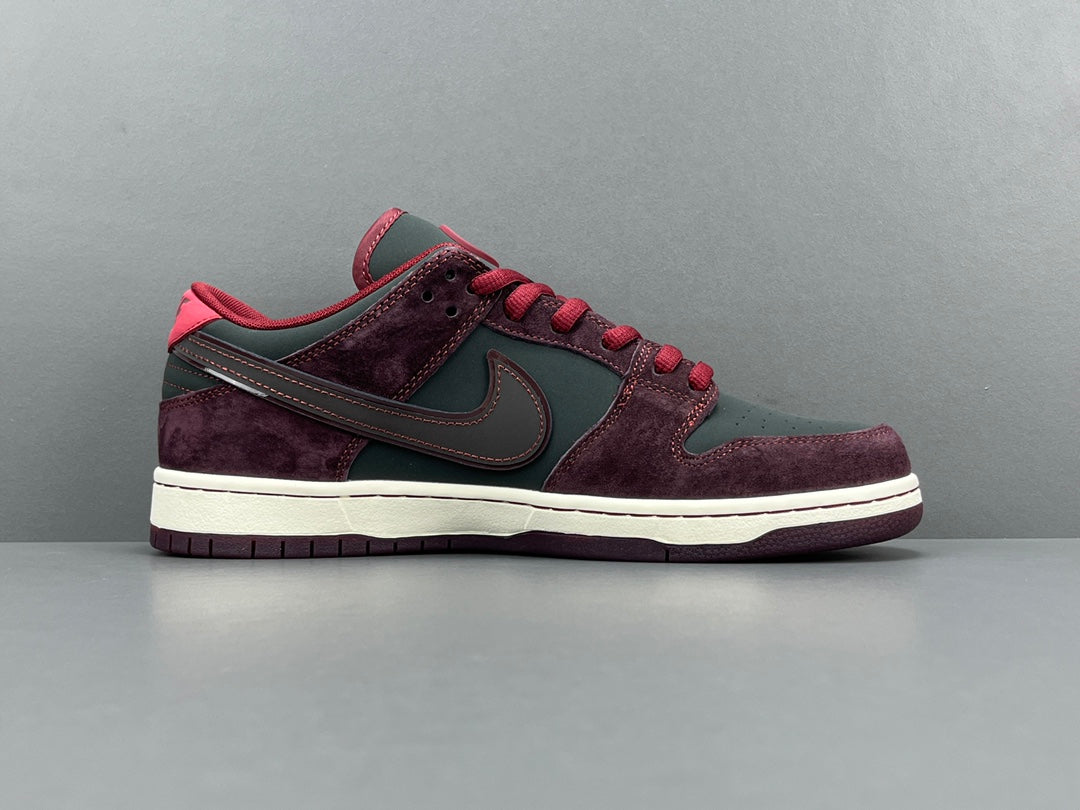 Nike Dunk X Riot Skateshop
