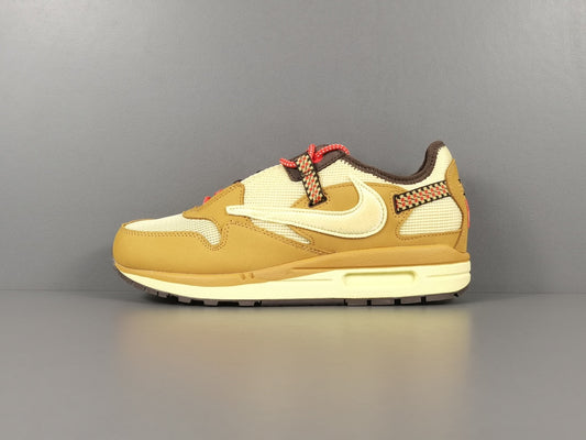 Nike Air max 1 X Travis Scott Saturn Gold