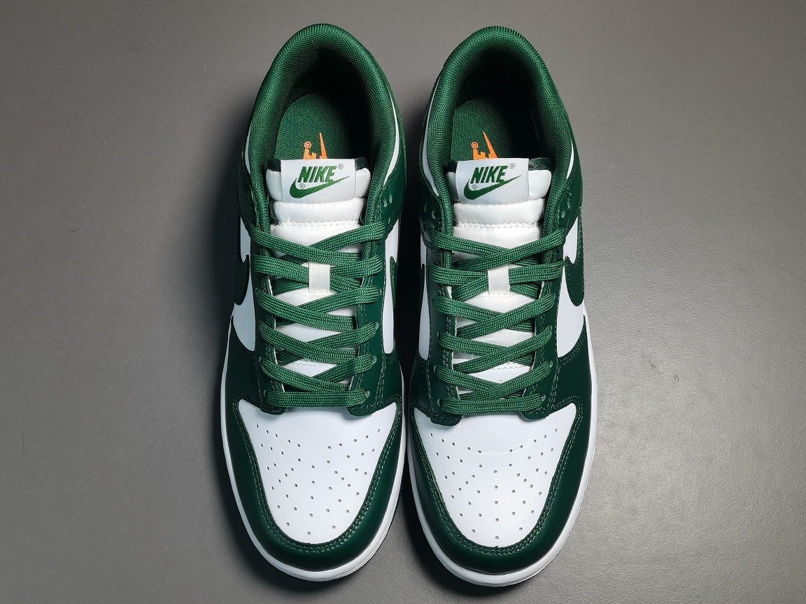 Nike dunk low team green