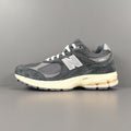 New Balance 2002R