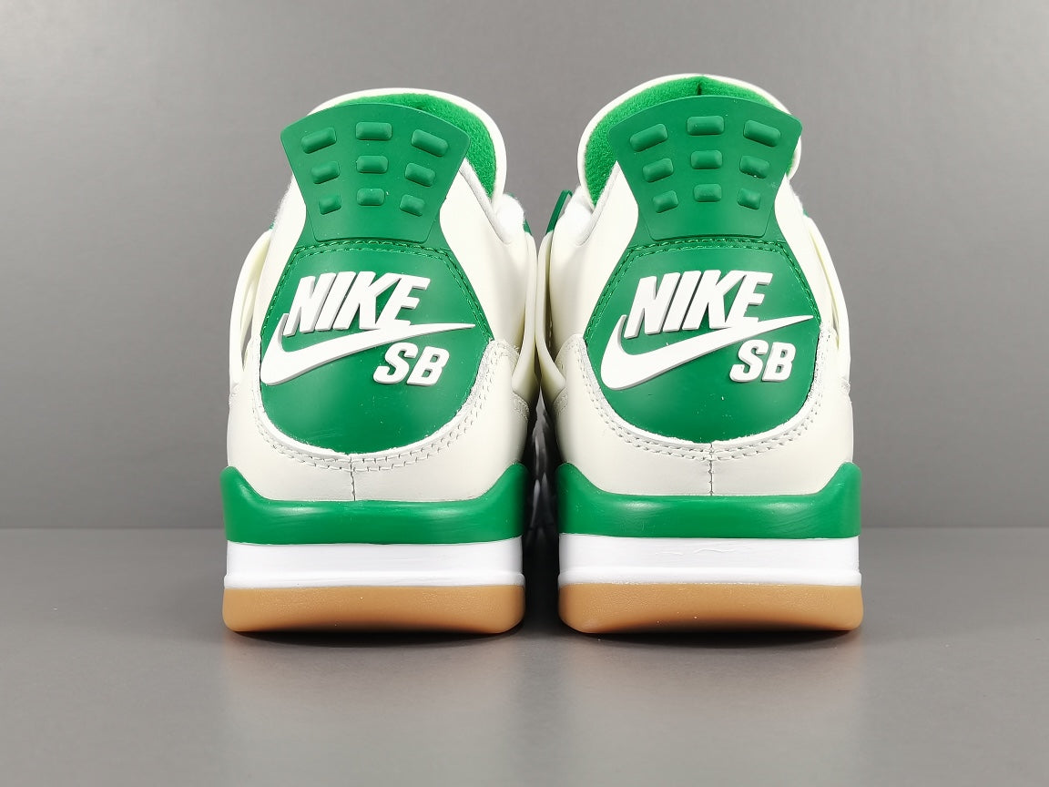 Nike SB x Jordan Air Jordan 4 Pine Green