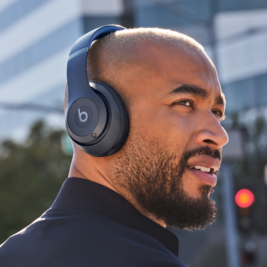 Beats Studio Pro Navy