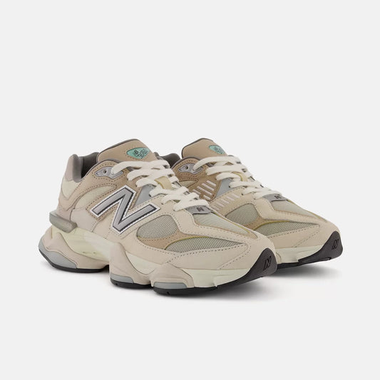 New Balance 9060 Seal Salt