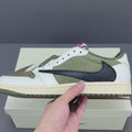 Air Jordan 1 Retro Low x Travis Scott